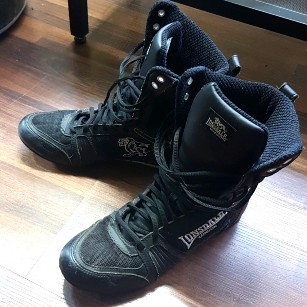 Lonsdale boxing/running shoes
